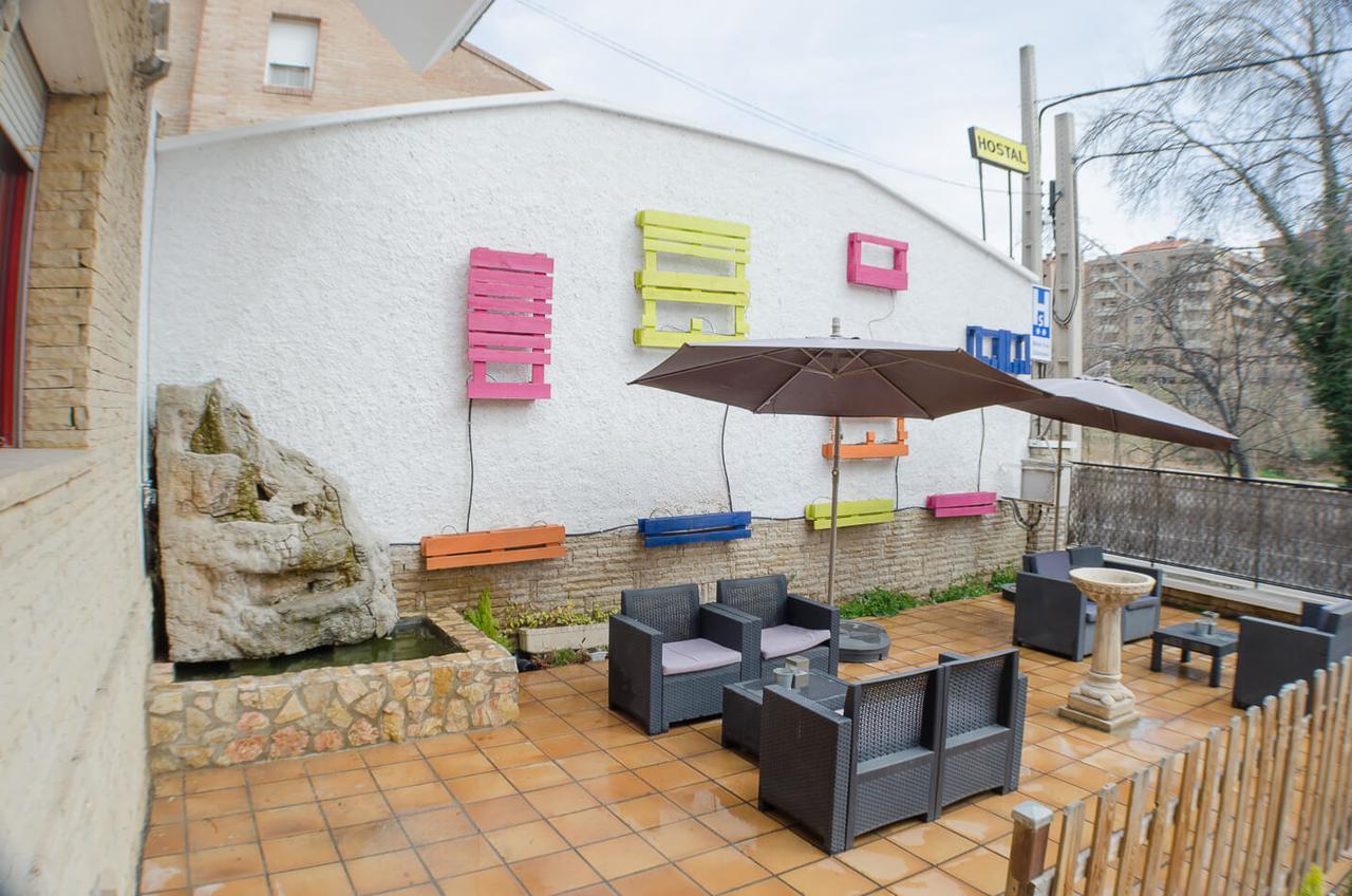 Hostal Los Calatravos Alcañiz Exterior foto