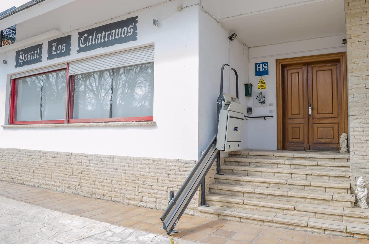 Hostal Los Calatravos Alcañiz Exterior foto