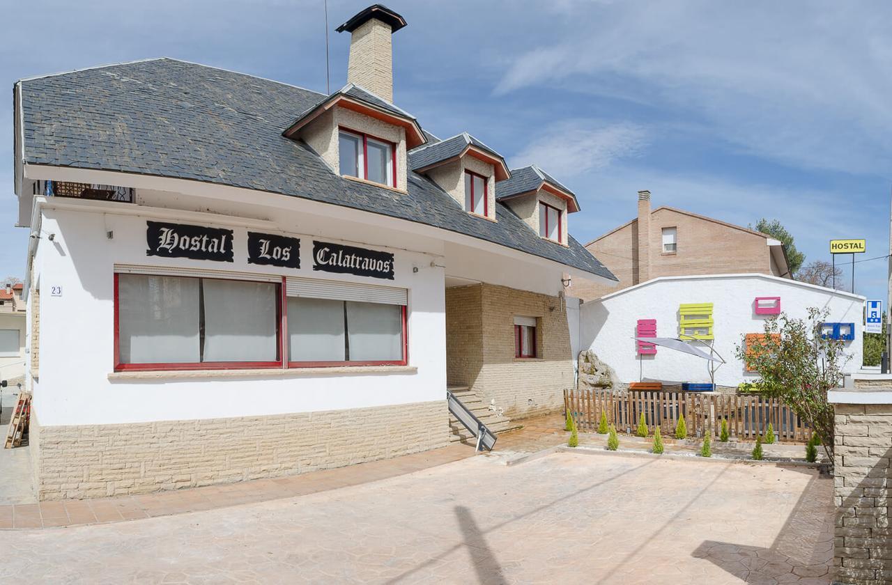 Hostal Los Calatravos Alcañiz Exterior foto